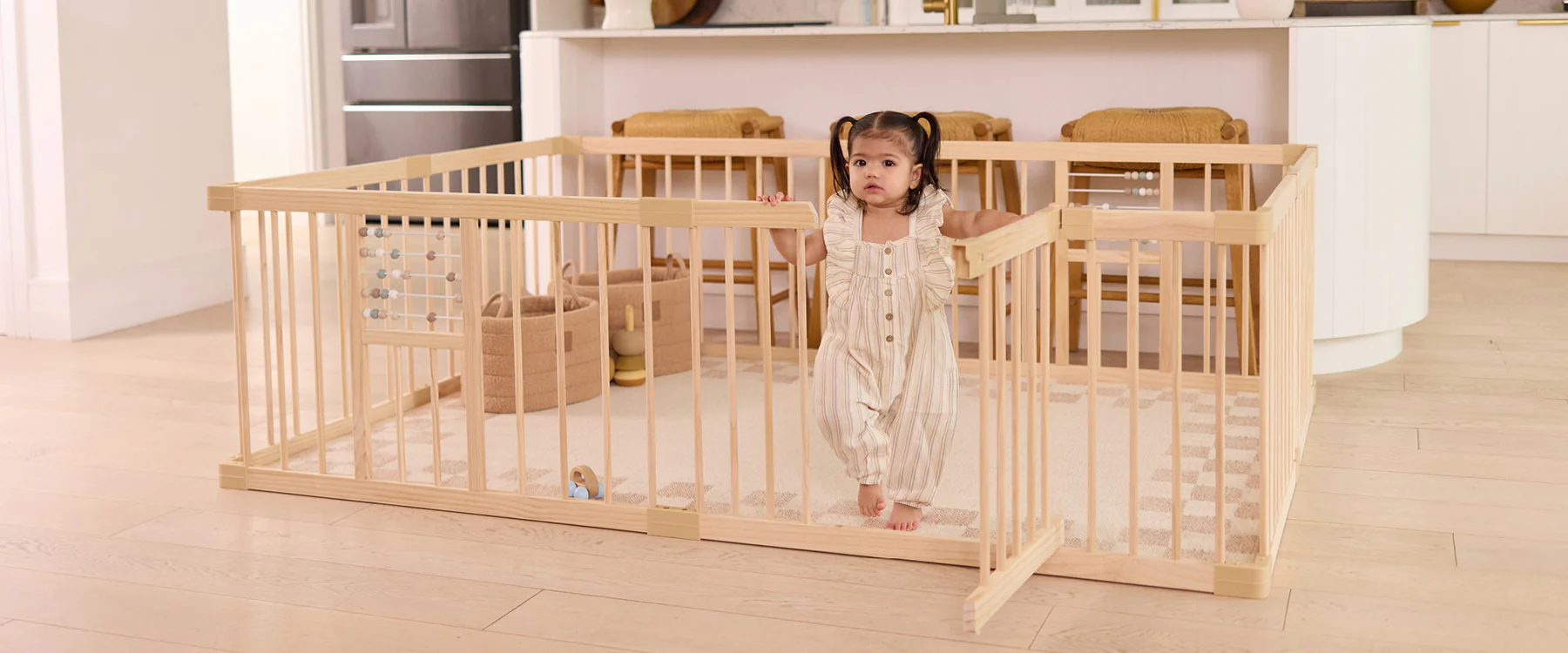 Sophisticated Style for Modern Motherhood